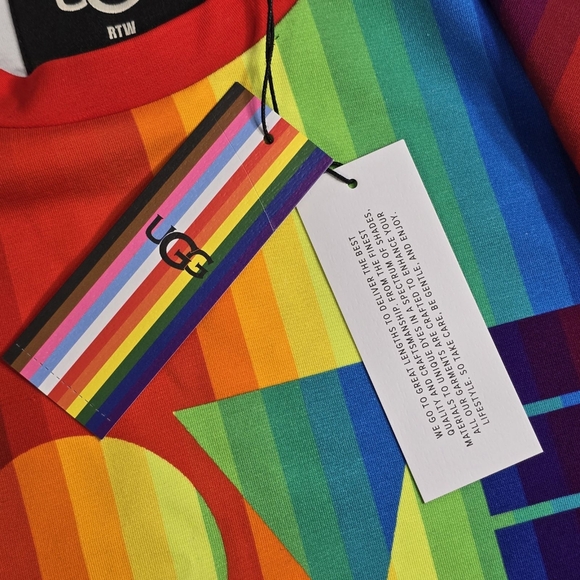 UGG PRIDE Logo T Shirt  Size L Rainbow Stripes Short Sleeve - Picture 7 of 12